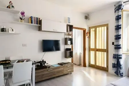 Montalcino...Il Suo Panorama...Le Sue Emozioni... Apartment Italy